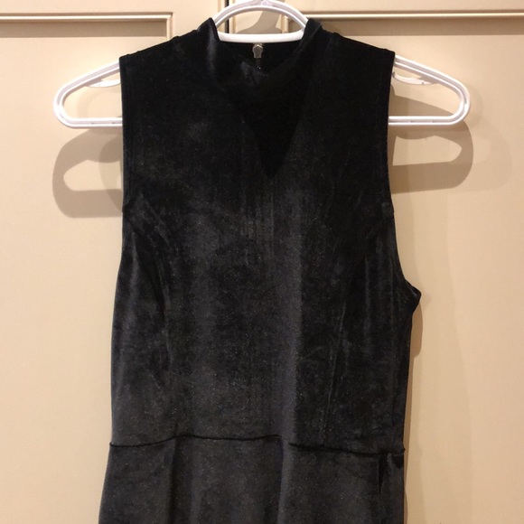 Vans fit and flare black velour dress. - Picture 2 of 3